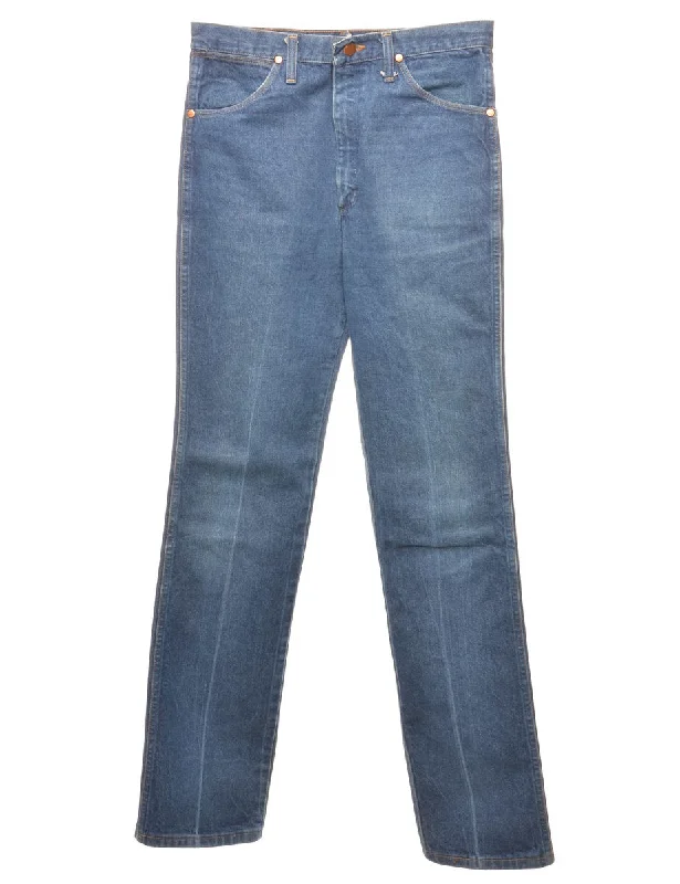 Straight-Leg Medium Wash Wrangler Jeans - W32 L34