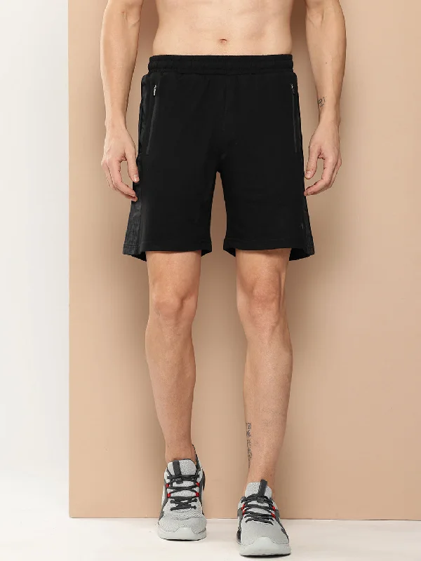 Alcis Men Black Colorblocked Shorts